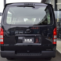 6158 8型ハイエース DX  2WD 2,000cc ガソリン車 4ナンバー 3/6人乗りのサムネイル