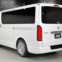 6549 令和3年式 ハイエース スーパーGL ダークプライムⅡ  2WD 2,800cc (ディーゼル車)  2/5人乗車  3.3万km　のサムネイル