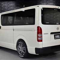 6363 8型ハイエース DX  2WD 2,000CC ガソリン車 4ナンバー 3/6人乗りのサムネイル