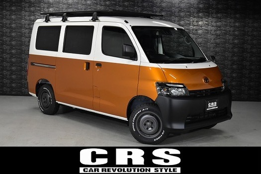 5900  タウンエースバン GL   4WD 1,500cc (ガソリン車)  2/5人乗車のサムネイル