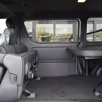 6411 ハイエース ダークプライムＳ 2WD 2800cc ディーゼル車 5人乗りのサムネイル