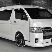 6625 令和4年式 ハイエース スーパーGL　ダークプライムⅡ   2WD 2,800cc (ディーゼル車)  2/5人乗車  2.1万km 車検:令和9年3月9日のサムネイル