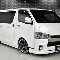 6553 令和3年式 ハイエース スーパーGL ダークプライムⅡ  2WD 2,000cc (ガソリン車)  4人乗車  4.0万kmのサムネイル