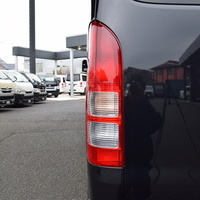 6158 8型ハイエース DX  2WD 2,000cc ガソリン車 4ナンバー 3/6人乗りのサムネイル