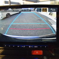 6635　平成30年式 ハイエースバン ワイドボディ ダークプライム　2WD 2,700cc ガソリン車 5人乗り 3.8万kmのサムネイル