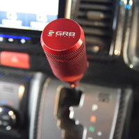 6635　平成30年式 ハイエースバン ワイドボディ ダークプライム　2WD 2,700cc ガソリン車 5人乗り 3.8万kmのサムネイル