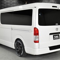 6625 令和4年式 ハイエース スーパーGL　ダークプライムⅡ   2WD 2,800cc (ディーゼル車)  2/5人乗車  2.1万km 車検:令和9年3月9日のサムネイル