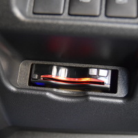 6635　平成30年式 ハイエースバン ワイドボディ ダークプライム　2WD 2,700cc ガソリン車 5人乗り 3.8万kmのサムネイル