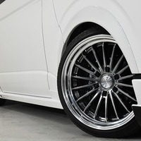 3584 令和4年式 ハイエース スーパーGL 2WD 2,800cc (ディーゼル車) 2/5人乗車 0.7万km 車検令和9年2月12日のサムネイル