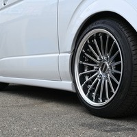 6568【新型】ハイエース スーパーGL ダークプライムⅡ 2WD 2,800cc (ディーゼル) 5人乗車 9kmのサムネイル