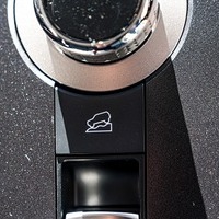 6455.令和8年式 デリカD:5 P 4WD 2,300㏄ ディーゼル車 走行12キロ 車検令和11年2月のサムネイル