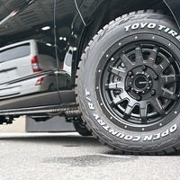 6281.令和8年式 ハイエースバン DX 2WD 2,000cc ガソリン車 走行7キロ 新車未登録のサムネイル