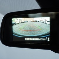 6470　【新車登録済み未使用車】改良後モデル 令和8年式 三菱 デリカD5 P 4WD 2,200㏄ ディーゼル車 走行距離18キロ 車検令和11年2月のサムネイル