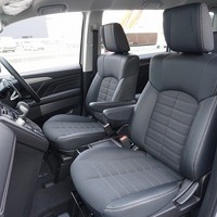 6470　【新車登録済み未使用車】改良後モデル 令和8年式 三菱 デリカD5 P 4WD 2,200㏄ ディーゼル車 走行距離18キロ 車検令和11年2月のサムネイル