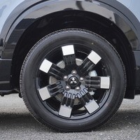 6470　【新車登録済み未使用車】改良後モデル 令和8年式 三菱 デリカD5 P 4WD 2,200㏄ ディーゼル車 走行距離18キロ 車検令和11年2月のサムネイル