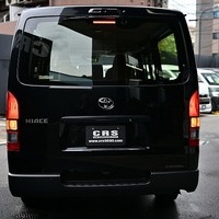 6340.令和8年式 ハイエースバン DX 2WD 2,000cc ガソリン車 走行7キロ 新車未登録のサムネイル