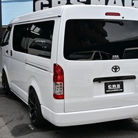 5104. 平成26年式 ハイエース  ワゴンGL 2WD 2,700㏄ ガソリン車 10人乗り 走行1,2万キロ 検査1年付きのサムネイル