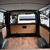 6340.令和8年式 ハイエースバン DX 2WD 2,000cc ガソリン車 走行7キロ 新車未登録のサムネイル