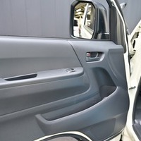 6273.令和8年式 ハイエースバン DX 2WD 2,000cc ガソリン車 走行20キロ 新車未登録のサムネイル