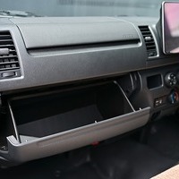 6340.令和8年式 ハイエースバン DX 2WD 2,000cc ガソリン車 走行7キロ 新車未登録のサムネイル