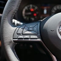 5882.令和8年式 キャラバン グランドプレミアムGX 寒冷地仕様 4WD 2,400cc ディーゼル車 走行30キロ 新車未登録のサムネイル