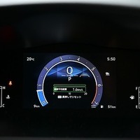 6620.令和8年式 9型ハイエースバン スーパーGL DP2 2WD 2,000cc ガソリン車 走行9キロ 新車未登録のサムネイル
