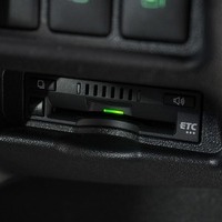 6686 令和4年式 ハイエース スーパーGL ダークプライムⅡ  2WD 2,800cc (ディーゼル車)  2/5人乗車  2.7万km　のサムネイル