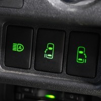 6493 令和2年式 ハイエース スーパーGL ダークプライムⅡ  2WD 2,000cc (ガソリン車)  2/5人乗車  7.1万km　のサムネイル