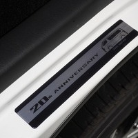 6719 令和7年式 ハイエース スーパーGL ダークプライムⅡ  2WD 2,800cc (ディーゼル車)  2/5人乗車 0.2万km 車検令和9年10月のサムネイル