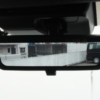 6744 令和4年式 トヨタ ハイエース スーパーGL ダークプライムⅡ 4WD 2,800cc（ディーゼル車) 2/5人乗車 4.8万kmのサムネイル