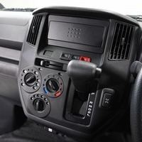 5999 タウンエースバン GL  4WD 1,500cc (ガソリン車)  2/5人乗車のサムネイル