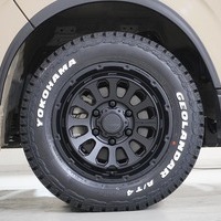 6718 令和6年式 ハイエース スーパーGL  2WD 2,000cc (ガソリン車)  2/5人乗車  2.6万km　のサムネイル