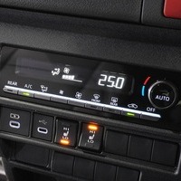 6580 9型ハイエース スーパーGL ダークプライムⅡ 2WD 2,800cc ディーゼル車 4ナンバー 2/5人乗りのサムネイル