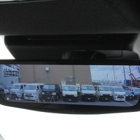 6450　令和3年式　リムジン7　ハイエース　スーパーGL　ダークプライムⅡ　2WD　2000cc　ガソリン車　7人乗り　4.7万kmのサムネイル