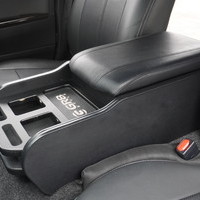 6450　令和3年式　リムジン7　ハイエース　スーパーGL　ダークプライムⅡ　2WD　2000cc　ガソリン車　7人乗り　4.7万kmのサムネイル