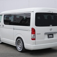 5188【内装架装車 ベッドキットV タイプ2】ハイエース ワゴンGL 2WD 2,700cc (ガソリン) 10人乗車 17kmのサムネイル