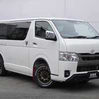 6563 【登録済み未使用車】 令和8年式 トヨタ ハイエース スーパーGL ダークプライムⅡ 2WD 2,800cc（ディーゼル車) 2/5人乗車 6kmのサムネイル