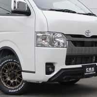 6563 【登録済み未使用車】 令和8年式 トヨタ ハイエース スーパーGL ダークプライムⅡ 2WD 2,800cc（ディーゼル車) 2/5人乗車 6kmのサムネイル