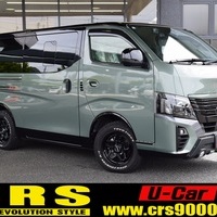 4854　CRS小牧オリジナルデモカー！ 令和5年式　キャラバン グランドプレミアムGX　2,400cc　ディーゼル車　4WD　2/5人乗り　1.4万Kmのサムネイル