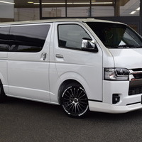 6618　9型ハイエースバン S-GL DARK PRIMEⅡ　ガソリン車　2WD　2000cc　2/5人乗り　42kmのサムネイル