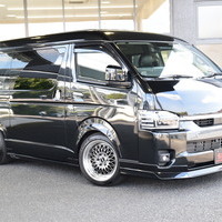 6578　令和5年式 ハイエース ワゴンGL ファインテックツアラー　2WD　2700cc　ガソリン車　10人乗り　1.3万Kmのサムネイル