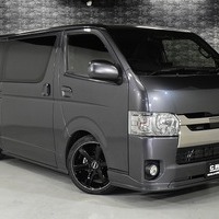 6493 令和2年式 ハイエース スーパーGL ダークプライムⅡ  2WD 2,000cc (ガソリン車)  2/5人乗車  7.1万km　のサムネイル