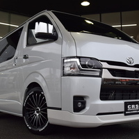 6618　9型ハイエースバン S-GL DARK PRIMEⅡ　ガソリン車　2WD　2000cc　2/5人乗り　42kmのサムネイル