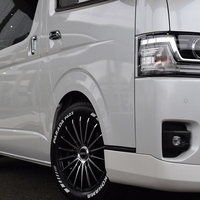 6618　9型ハイエースバン S-GL DARK PRIMEⅡ　ガソリン車　2WD　2000cc　2/5人乗り　42kmのサムネイル