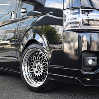 6578　令和5年式 ハイエース ワゴンGL ファインテックツアラー　2WD　2700cc　ガソリン車　10人乗り　1.3万Kmのサムネイル