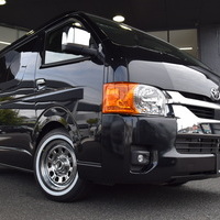 5297　8型ハイエースワゴン GL ベッドキットⅣ Ver.Ⅱ架装車　ガソリン車　2WD　2,700cc　10人乗り　17kmのサムネイル