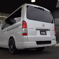 6618　9型ハイエースバン S-GL DARK PRIMEⅡ　ガソリン車　2WD　2000cc　2/5人乗り　42kmのサムネイル