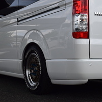 6692　令和6年式 ハイエース ワゴンGL ファインテックツアラー　2WD　2700cc　ガソリン車　10人乗り　0.2万kmのサムネイル