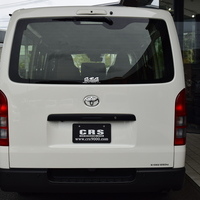 6177　8型ハイエースバン DX ビーチクルーザー架装　ガソリン車　2WD　2,000cc　3/6人乗りのサムネイル