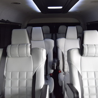 6692　令和6年式 ハイエース ワゴンGL ファインテックツアラー　2WD　2700cc　ガソリン車　10人乗り　0.2万kmのサムネイル